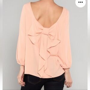 Shasa Women's Blouse With Back Bow and Deep V-Neck Detail Blush Pink Sz. Small